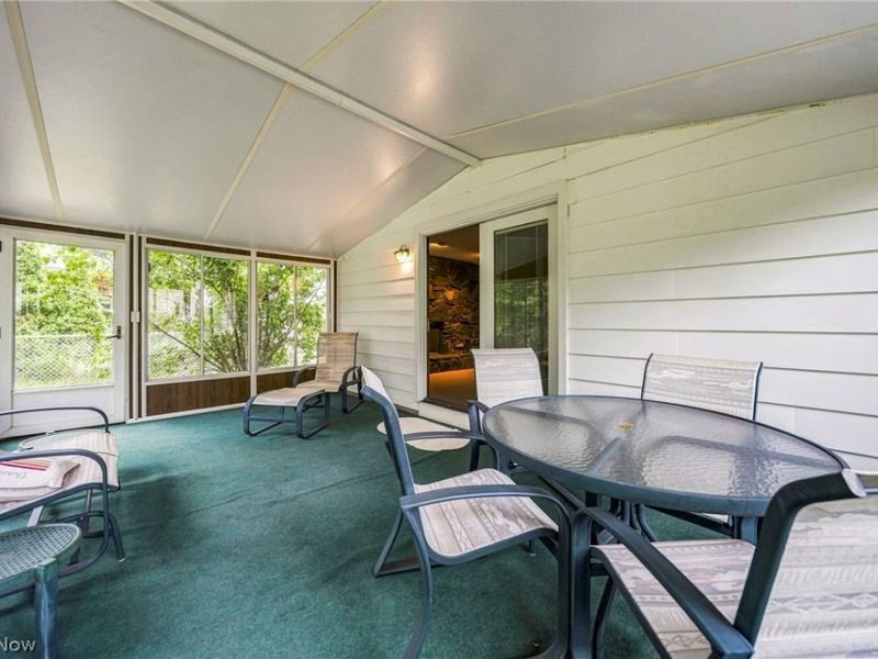 8631 Oxford Drive, Strongsville, OH 44149 Photo 18
