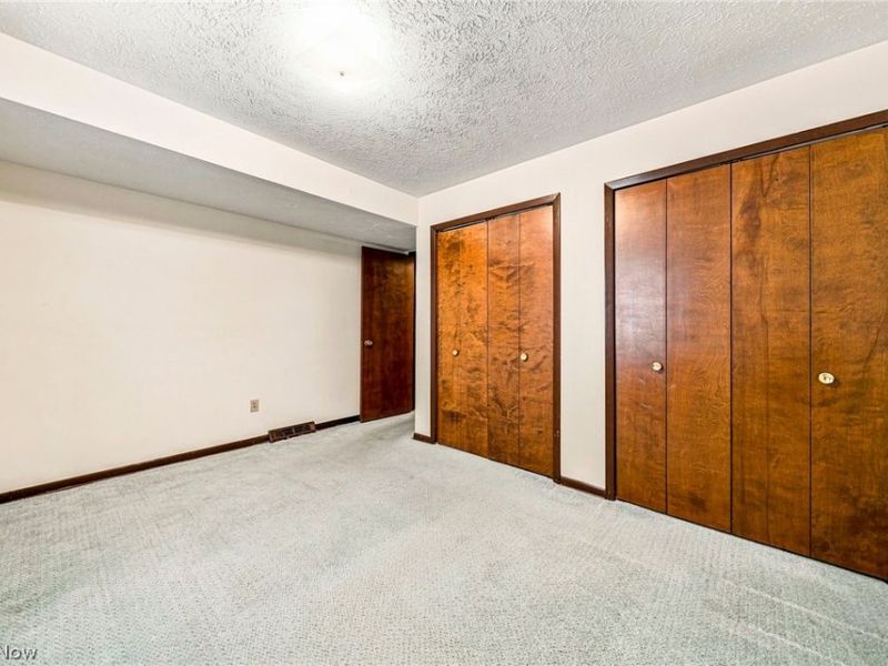 8631 Oxford Drive, Strongsville, OH 44149 Photo 21