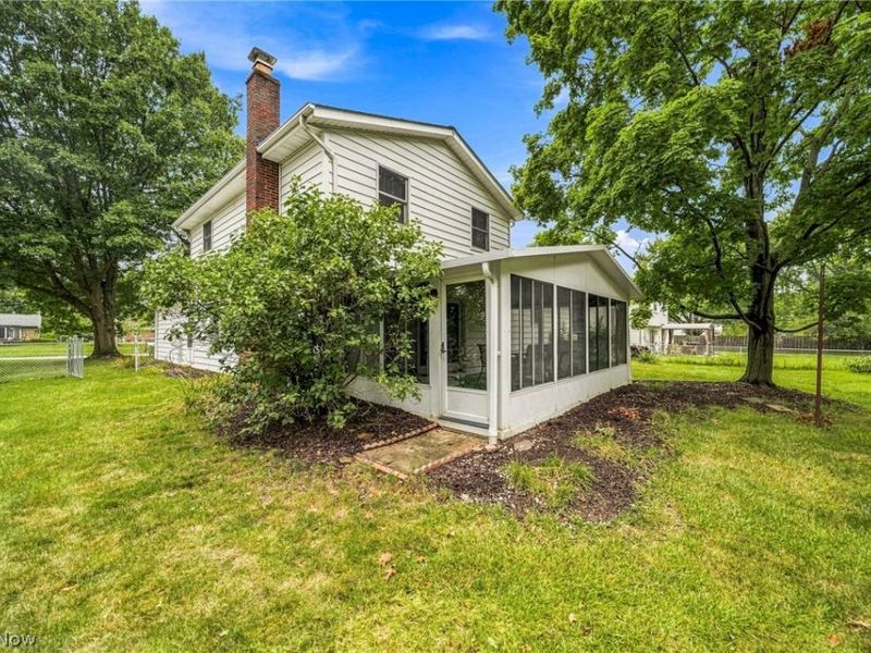 8631 Oxford Drive, Strongsville, OH 44149 Photo 3