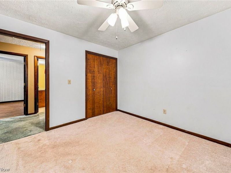 8631 Oxford Drive, Strongsville, OH 44149 Photo 32