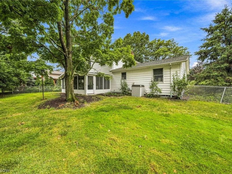8631 Oxford Drive, Strongsville, OH 44149 Photo 5