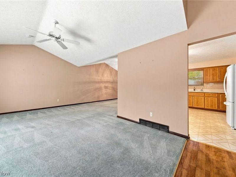 8631 Oxford Drive, Strongsville, OH 44149 Photo 7