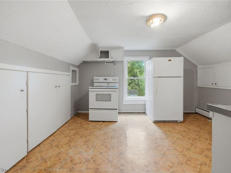 934 Middle Avenue, Elyria, OH 44035 Photo 22