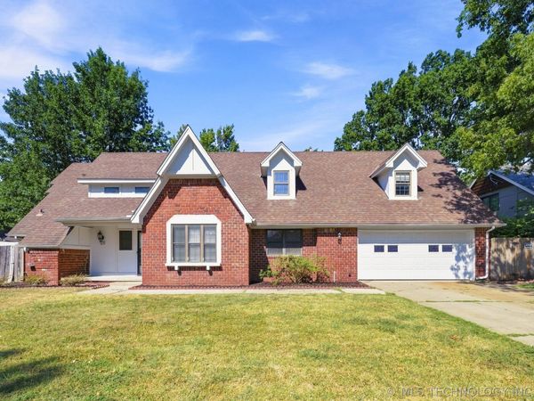 4670 S Oxford Avenue , Tulsa, OK 74135