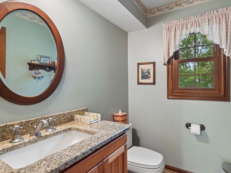 255 Luke Court, Westerville, OH 43081 Photo 19