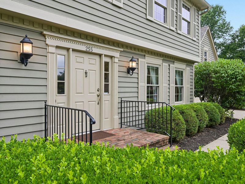 255 Luke Court, Westerville, OH 43081 Photo 9