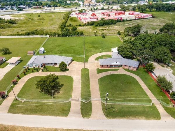 13740 Vida Lane , Dallas, TX 75253
