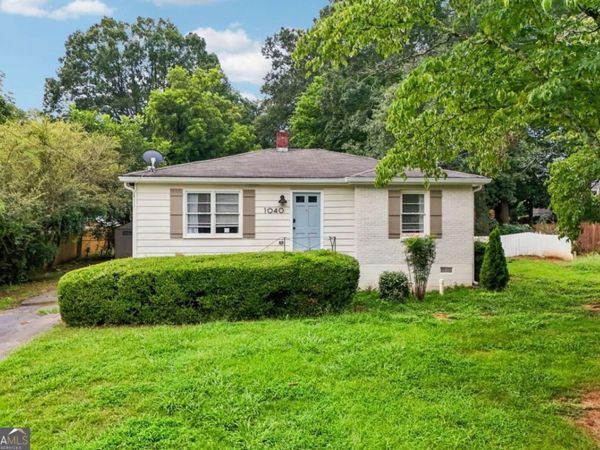 1040 McLinden Avenue SE, Smyrna, GA 30080
