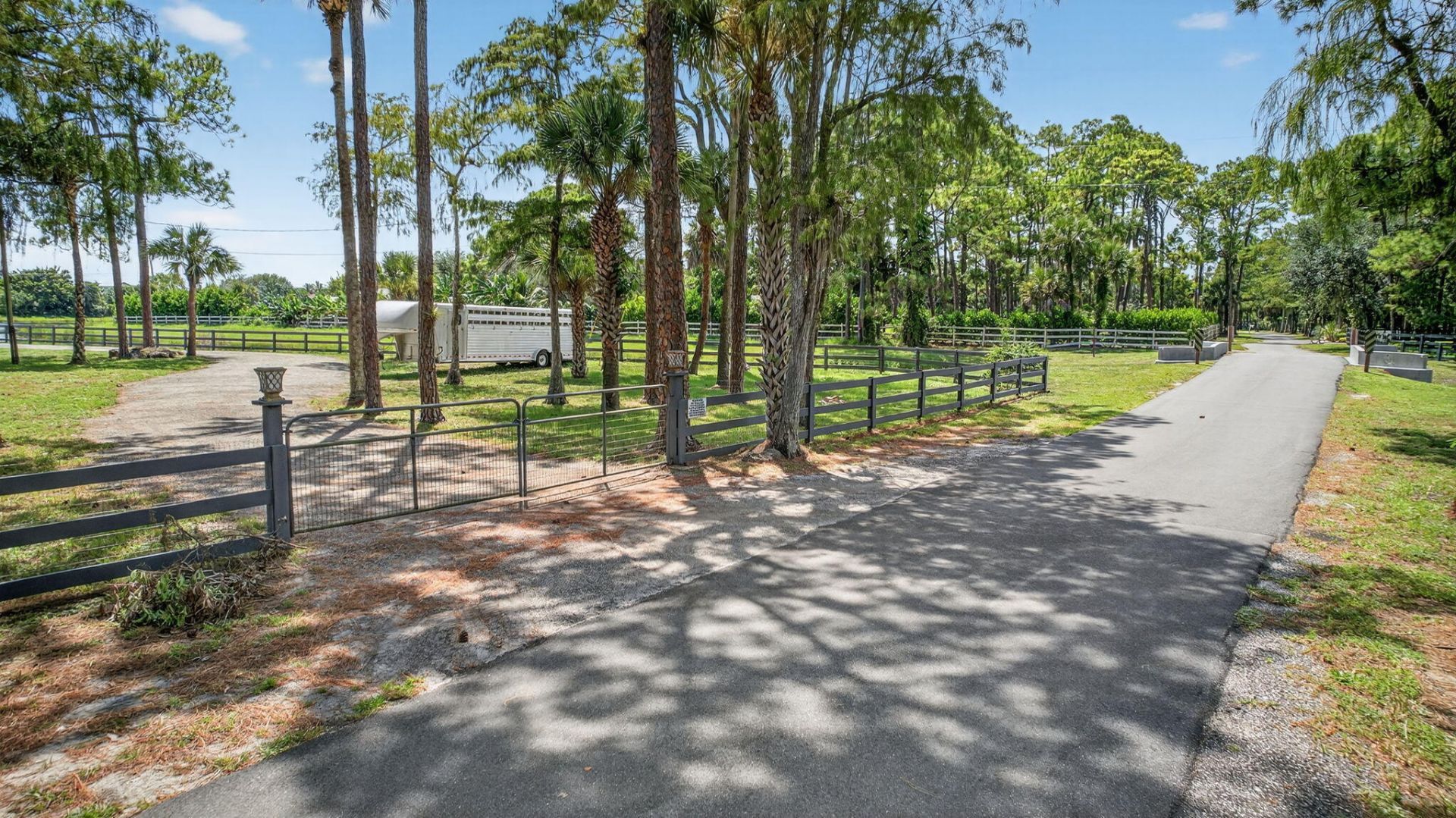 17218 Shetland Lane, Unit Apartment, The Acreage, FL 33470 Photo