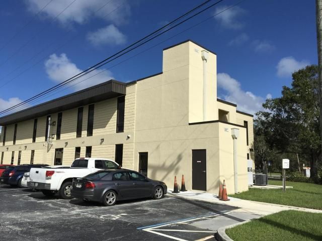 2011 S 25th Street, Unit 216, Fort Pierce, FL 34947 Photo