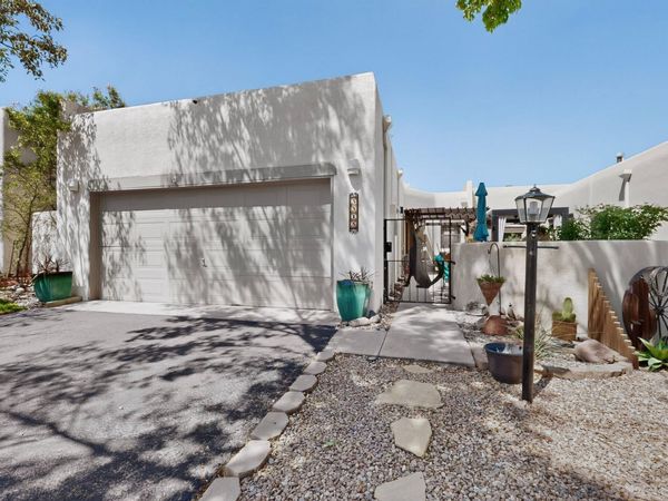 3315 Esplanade Circle SE, Rio Rancho, NM 87124
