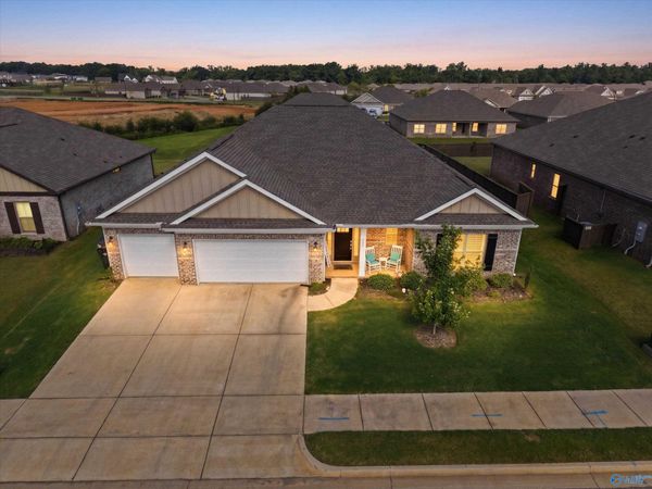 225 Hannaway Circle, Madison, AL 35757
