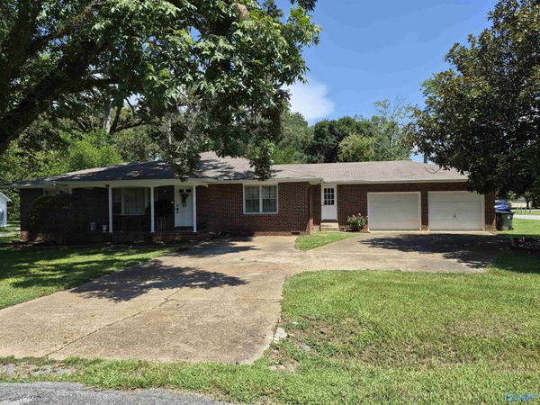 107 New Hope Cedar Point Rd, New Hope, AL 35760