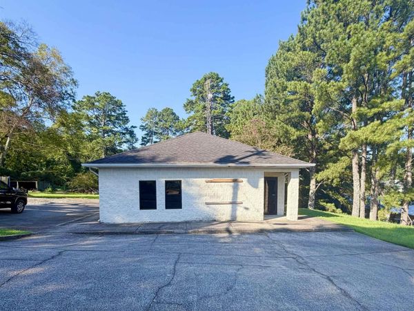 100 Spurlock Street, Rainbow City, AL 35906