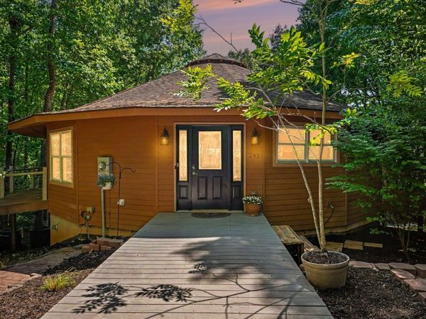 241 Spring Shore Road, Statesville, NC 28677