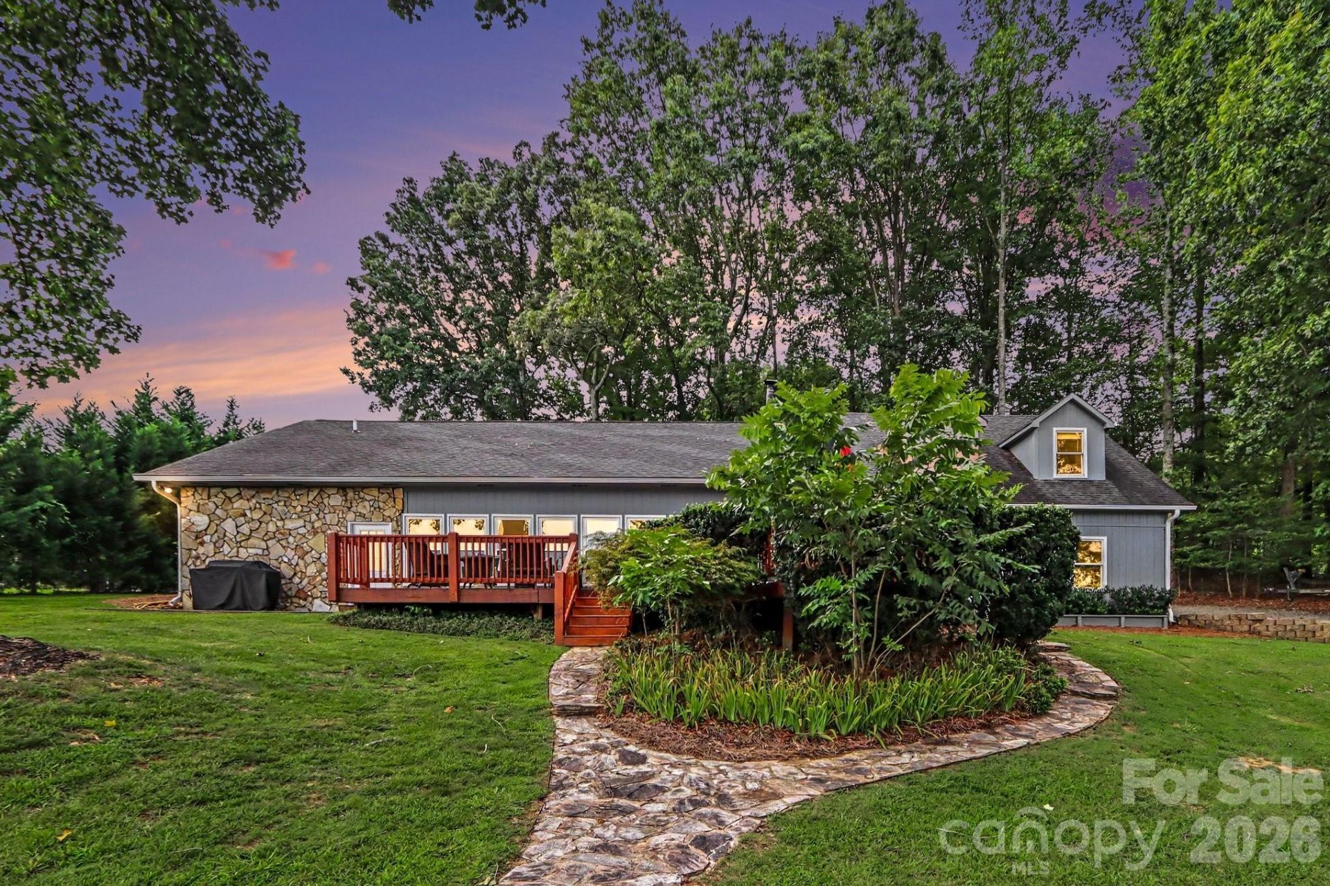 208 Stonemarker Road, Mooresville, NC 28117 Main Photo