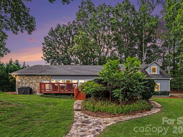 208 Stonemarker Road, Mooresville, NC 28117