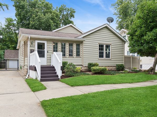 523 E Main Street , Morris, IL 60450
