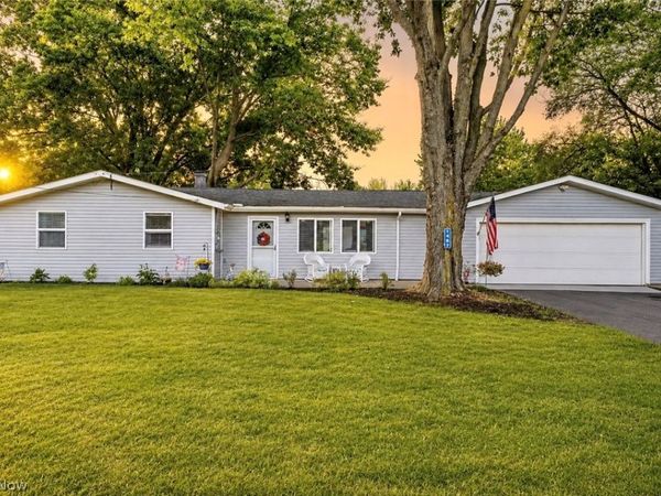 1487 Yale Drive, Brunswick, OH 44212
