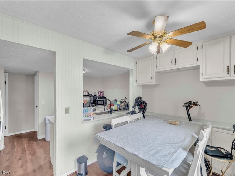 4300 Hyde Park Court, Unit 7, North Olmsted, OH 44070 Photo 8