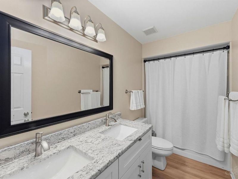 6489 Club Lane, West Chester, OH 45069 Photo 31