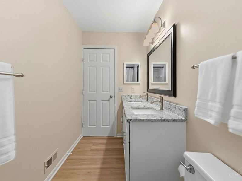 6489 Club Lane, West Chester, OH 45069 Photo 32