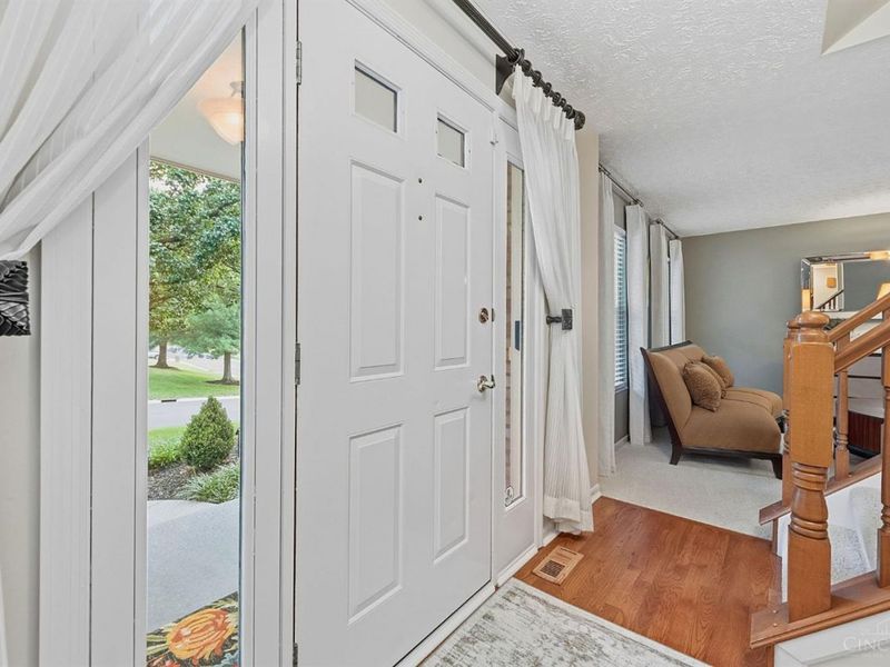 6489 Club Lane, West Chester, OH 45069 Photo 5