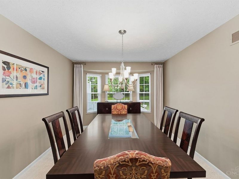 6489 Club Lane, West Chester, OH 45069 Photo 8