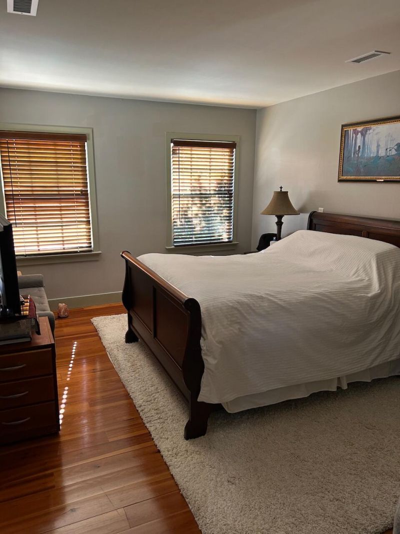 8 Leo Lane Photo 10