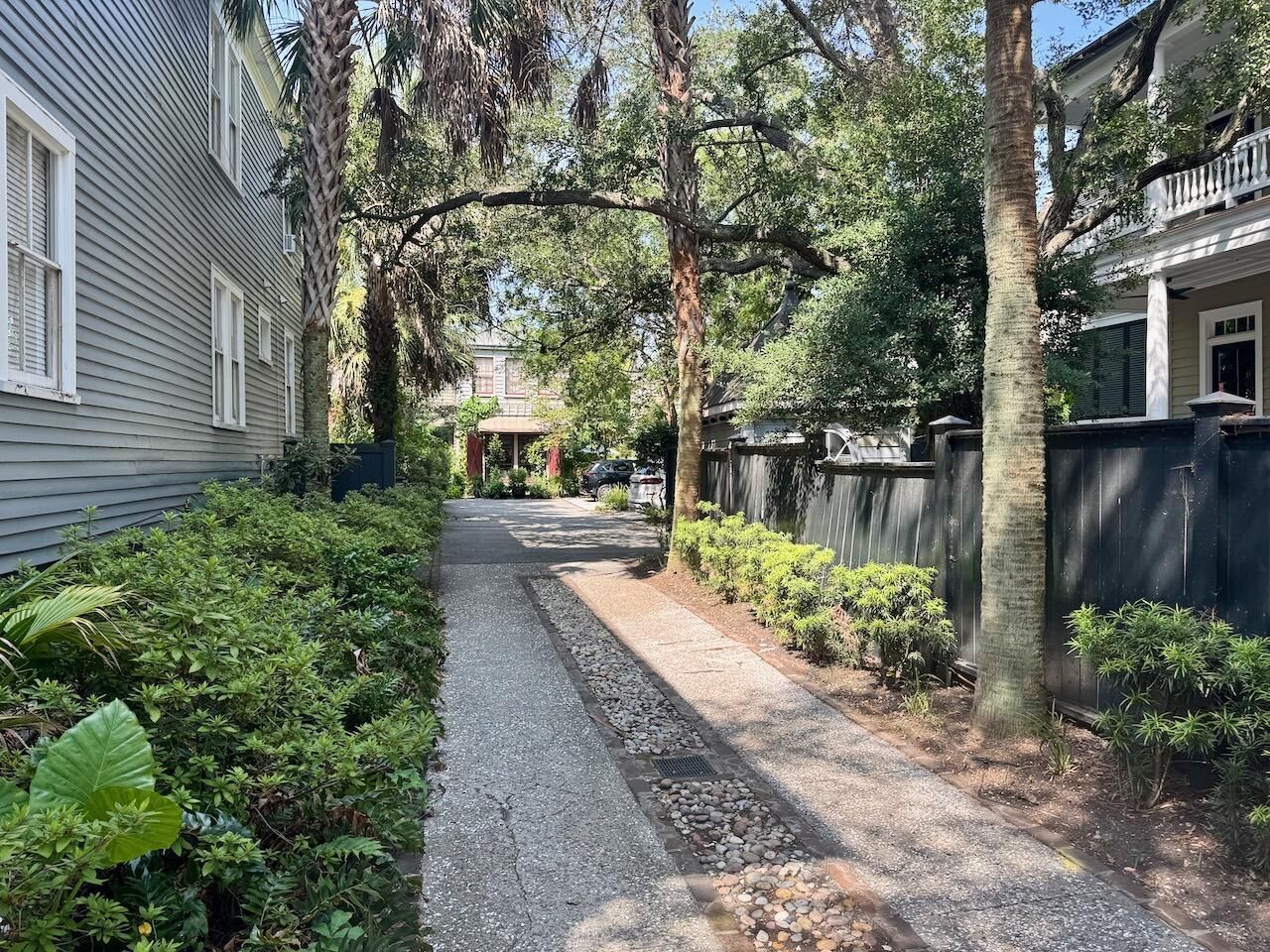 8 Leo Lane Photo 15
