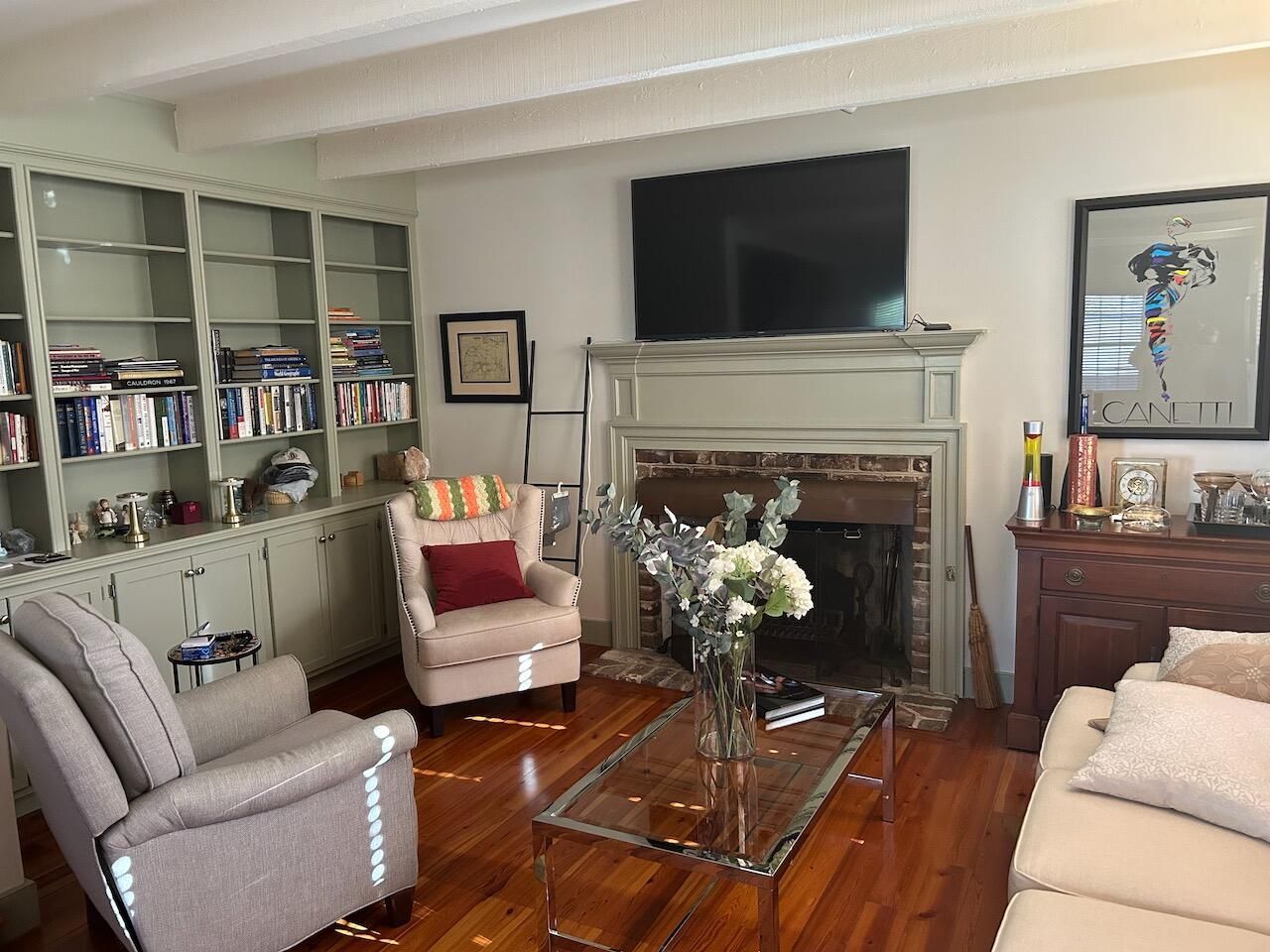 8 Leo Lane Photo 5