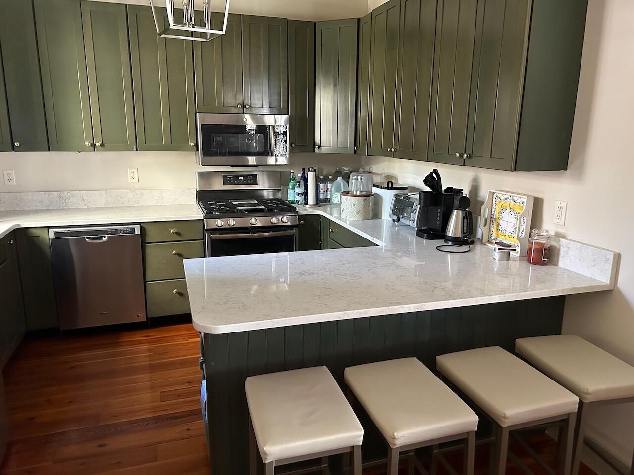 8 Leo Lane Photo 8