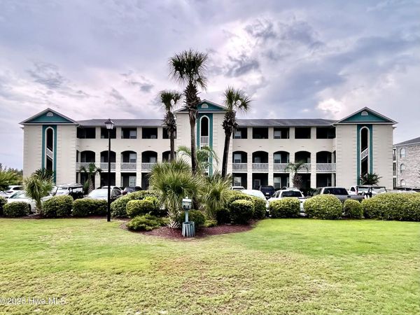4501 W Harbour Court, Unit R-12, Little River, SC 29566