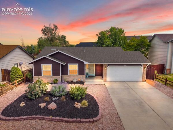 625 Jayton Drive, Colorado Springs, CO 80911