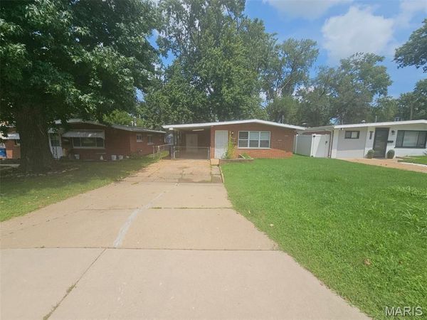 9117 Macon Avenue , St Louis, MO 63134