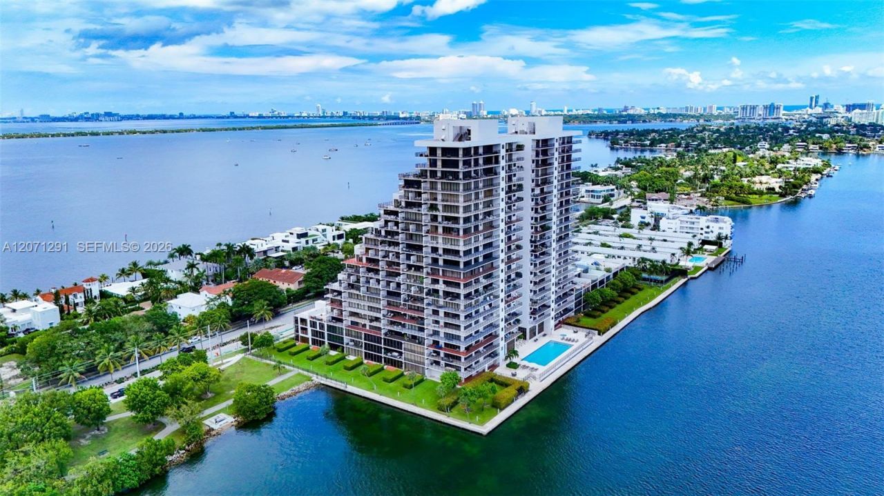1000 Venetian Way, Unit 1108, Miami, FL 33139 Photo