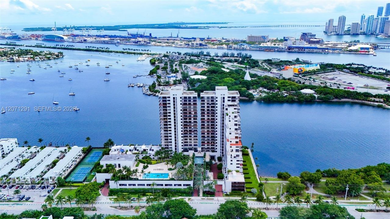 1000 Venetian Way, Unit 1108, Miami, FL 33139 Photo