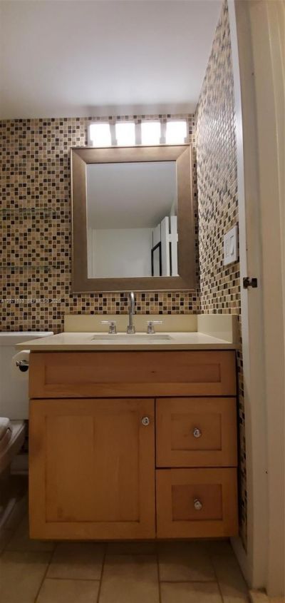 200 SE 15th Rd , Unit 5H, Miami, FL 33129 Photo