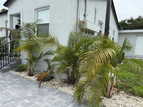 1256 NE 110th Ter , Miami, FL 33161
