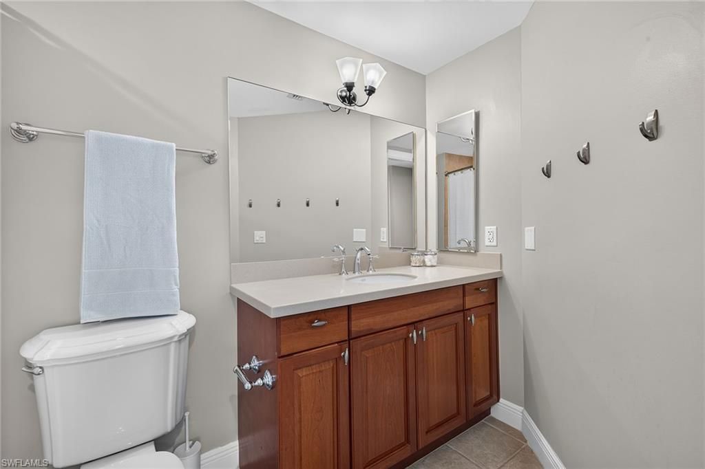 6081 Silver King Blvd, Unit 302, Cape Coral, FL 33914 Photo