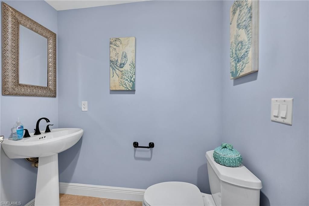 6081 Silver King Blvd, Unit 302, Cape Coral, FL 33914 Photo