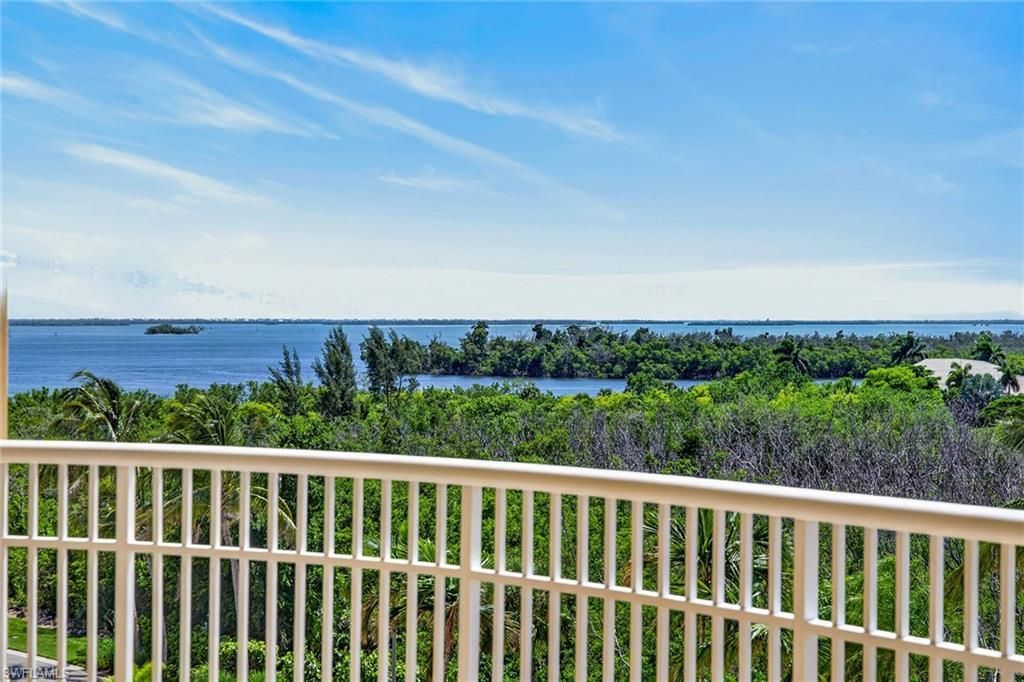 6081 Silver King Blvd, Unit 302, Cape Coral, FL 33914 Photo