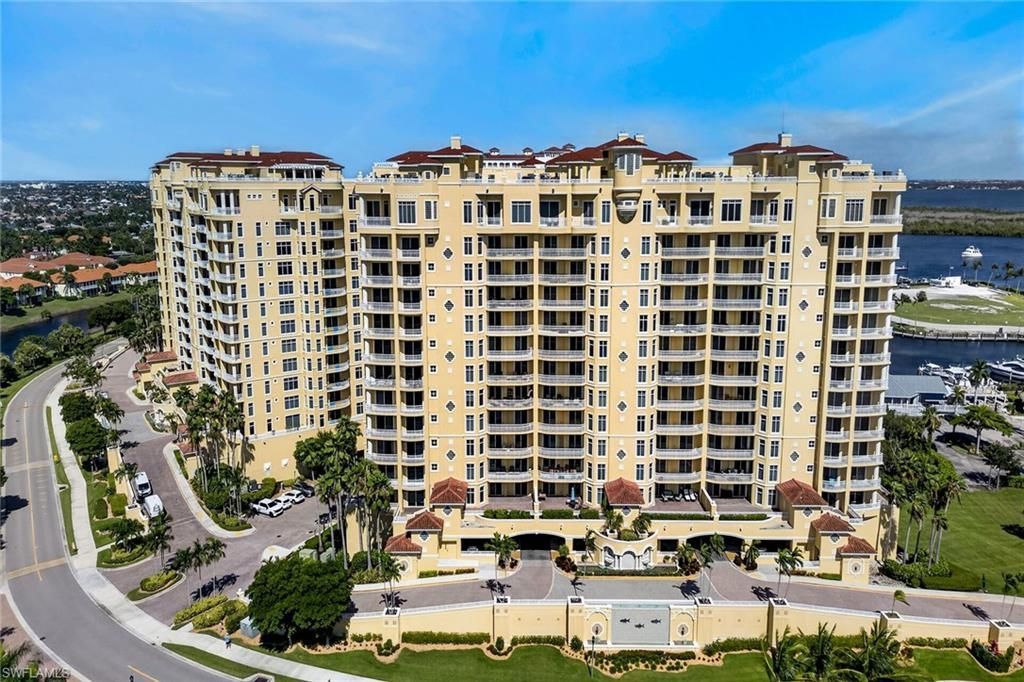 6081 Silver King Blvd, Unit 302, Cape Coral, FL 33914 Photo