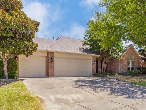 1620 Babbling Brook Drive, Grand Prairie, TX 75050