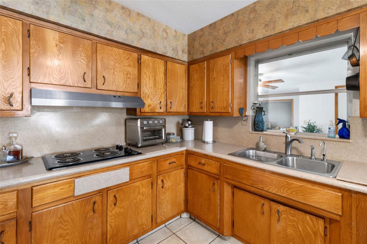 3000 Ponce De Leon Way S, Saint Petersburg, FL 33712 Photo