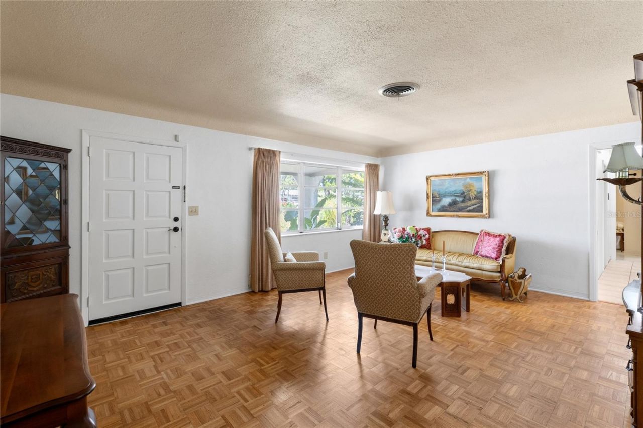 3000 Ponce De Leon Way S, Saint Petersburg, FL 33712 Photo
