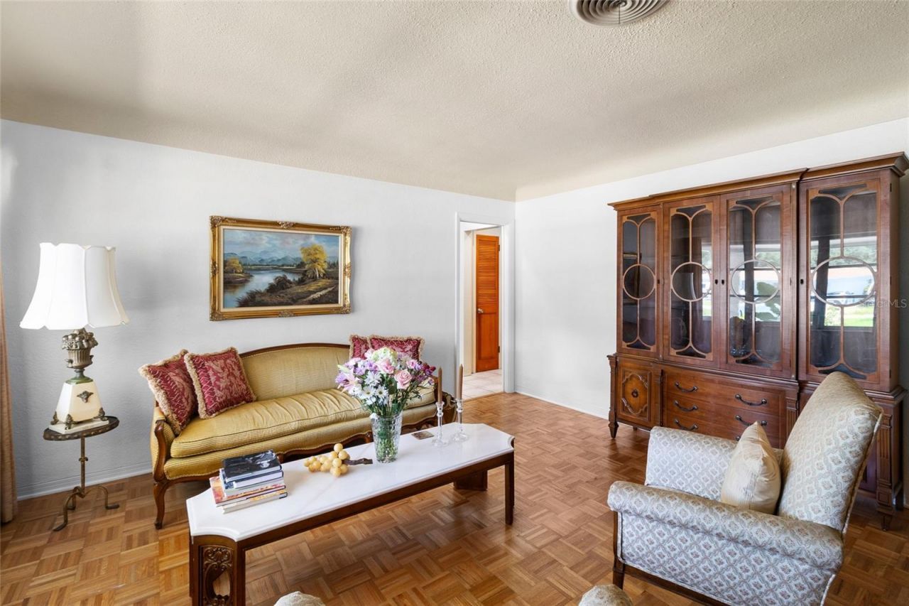 3000 Ponce De Leon Way S, Saint Petersburg, FL 33712 Photo
