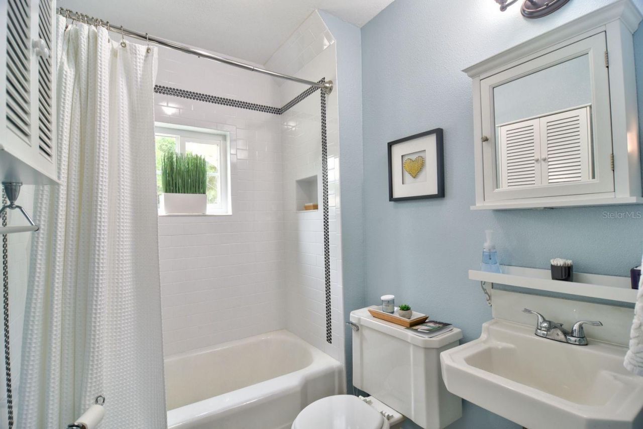 318 34th Street W, Bradenton, FL 34205 Photo