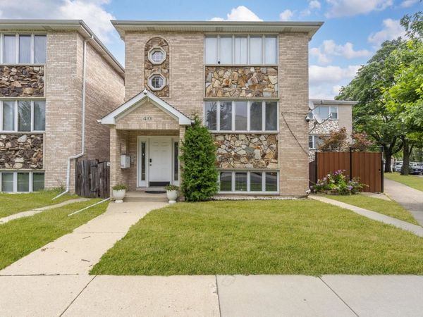 4101 N Dickinson Avenue , Unit 1, Chicago, IL 60641