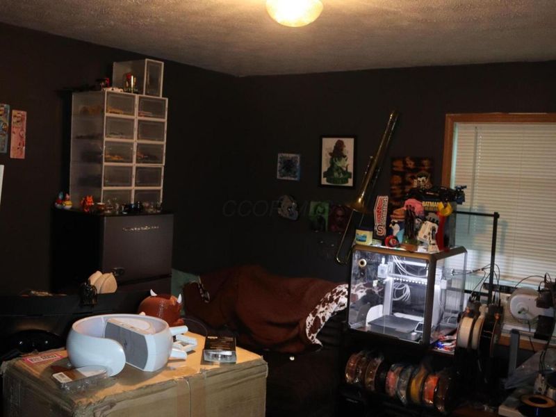 403 Clyburn Avenue, Washington Court House, OH 43160 Photo 8